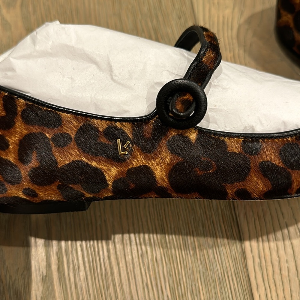 Larroude Blair Ballet Flats In Leopard Print Calf Hair. Never been worn. - Picture 5 of 6